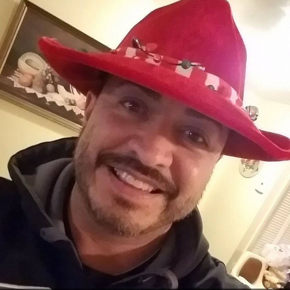 Meet your Posher, Carlos